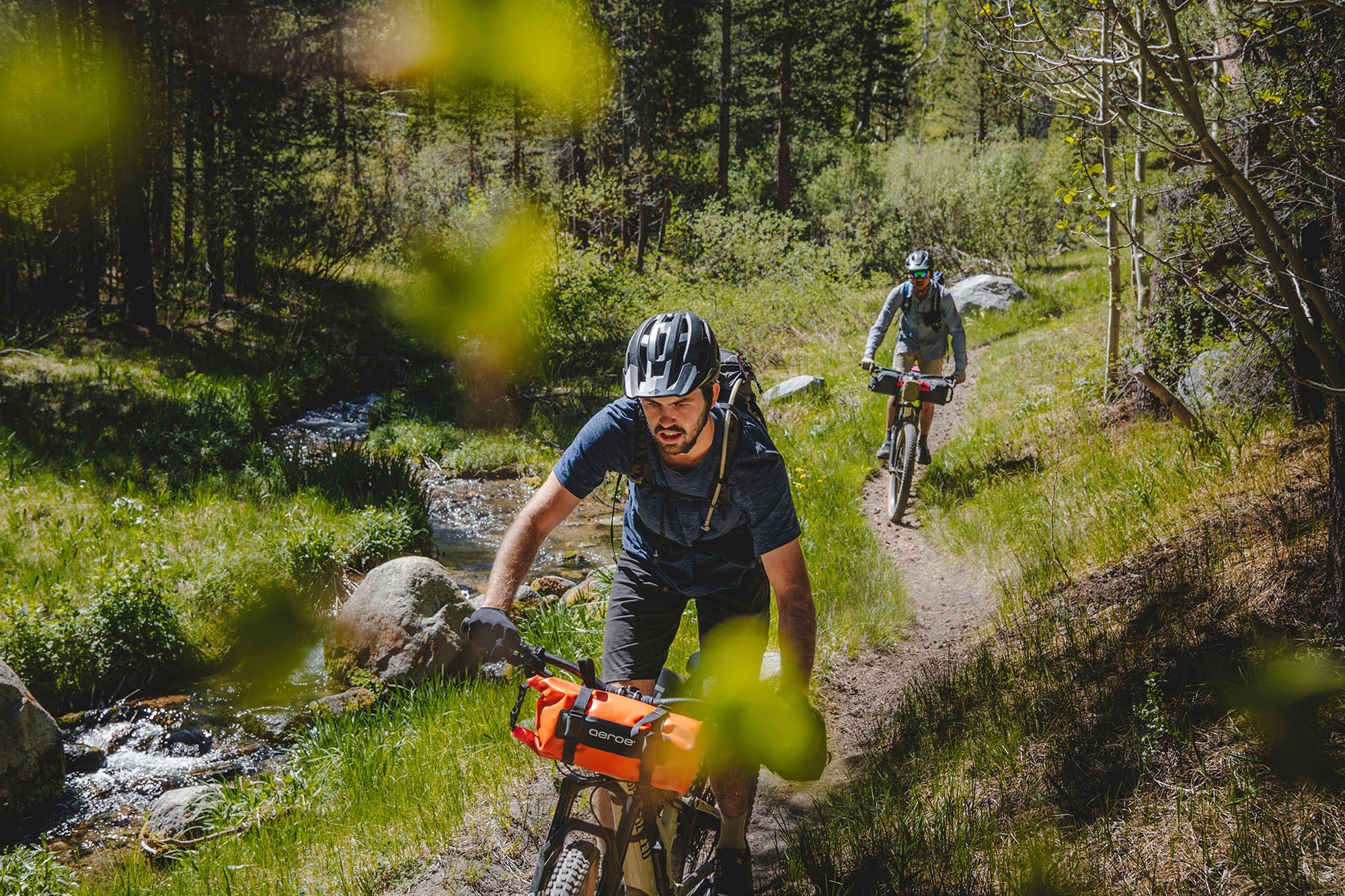 Spider Handlebar Cradle & 8L Dry Bag Combo - Image 9